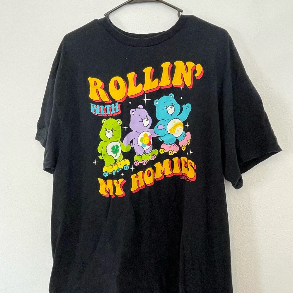 Gildan Black Short Sleeve Tee with Graphic Design